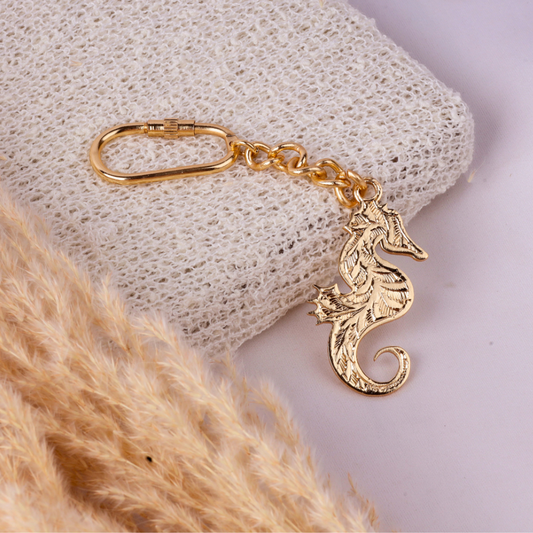 Elita Gold-Plated Finish Seahorse Keychain, Decorative Chain Link Design, Vintage Style Charm Brass