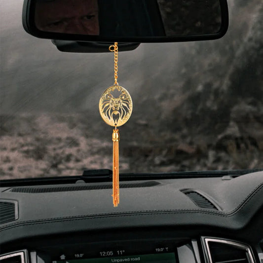 Elita Gold-Plated Finish in Brass Singal Lion Car Hanging, Chain Link Design