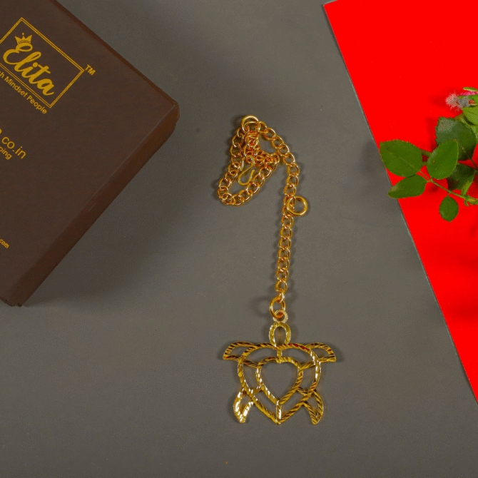 Turtle in Heart Car Hanging in Brass with Gold Plated - Image 2