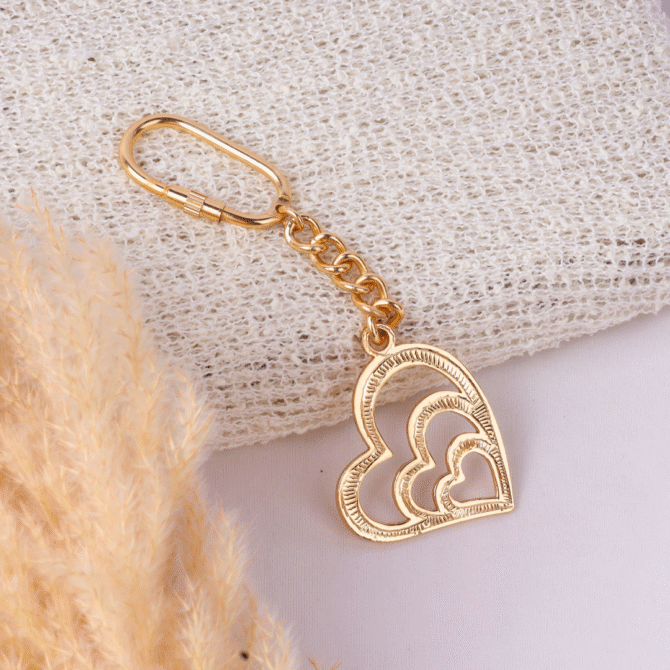 Elita Triple Heart Pendant Keychain, Gold Plated Finish Chain Link, Decorative Brass - Image 2