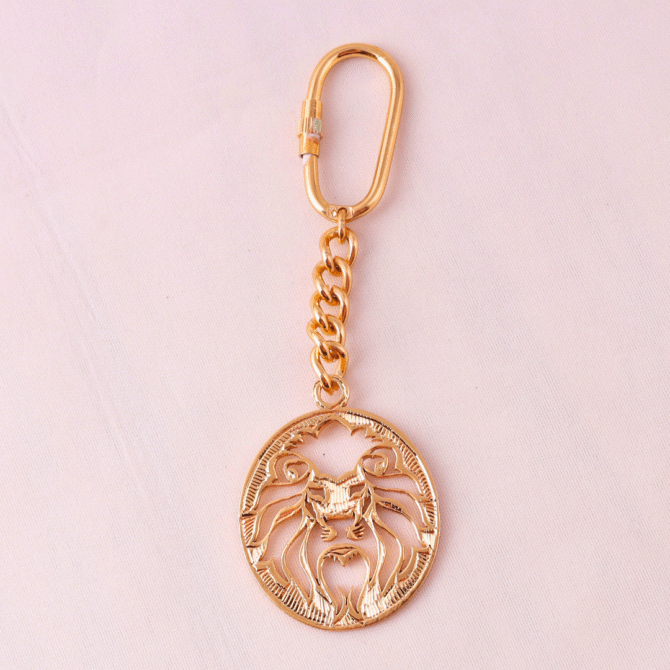 Elita Gold-Plated Finish Double Lion Design Keychain, Round Medallion Pendant with Chain Link, Brass - Image 2