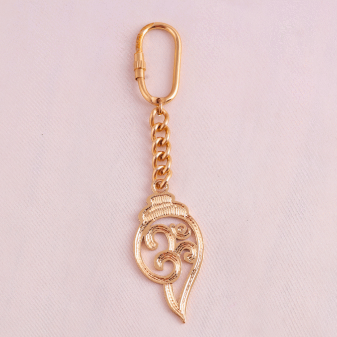 Elita Decorative Om Shank Keychain with Gold Plated Finish, Carabiner Clip and Chain Link Design Brass