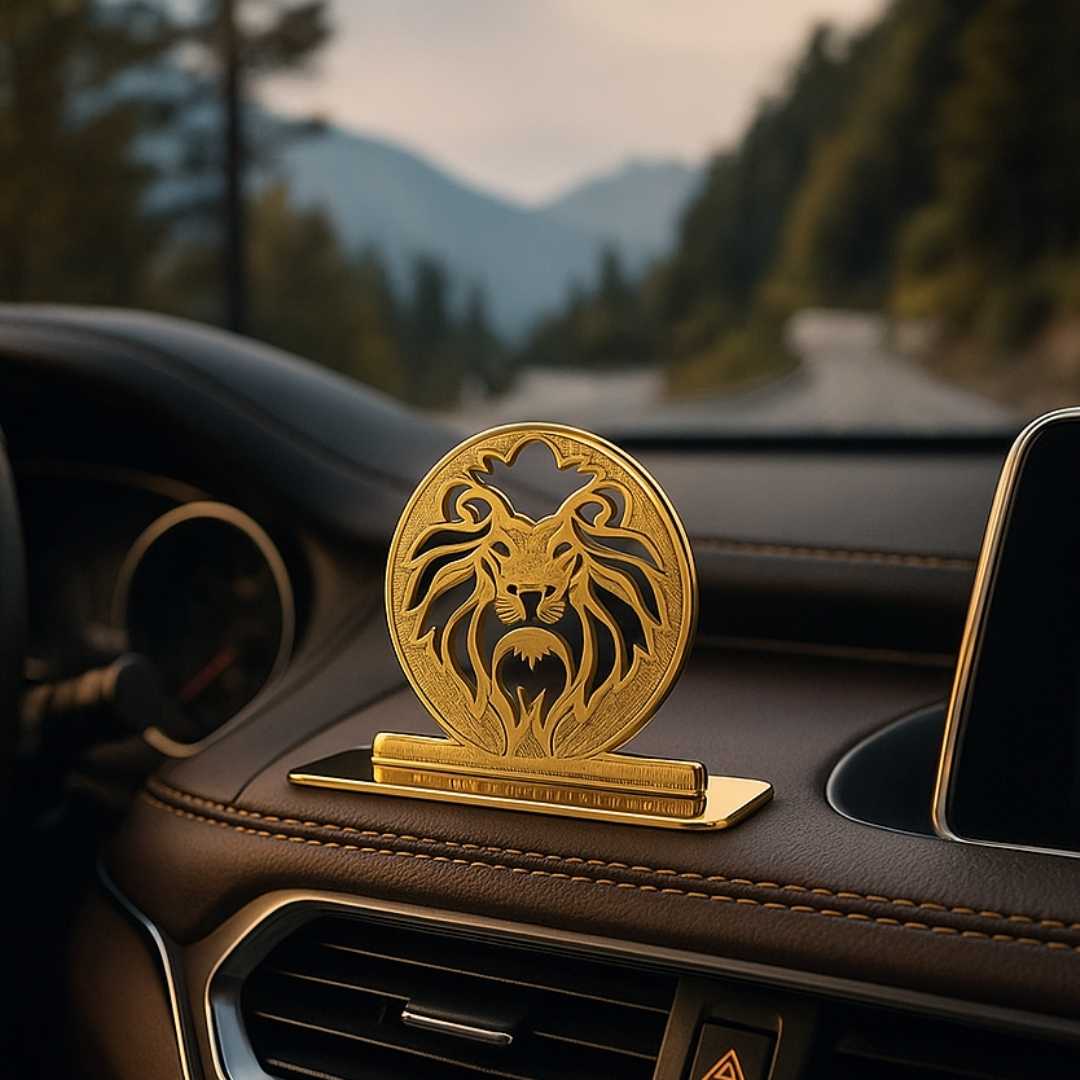Lion Design Car Dashboard Ornament, Gold-Plated Finish in Brass, 6 cm, Decorative Figurine - Image 4