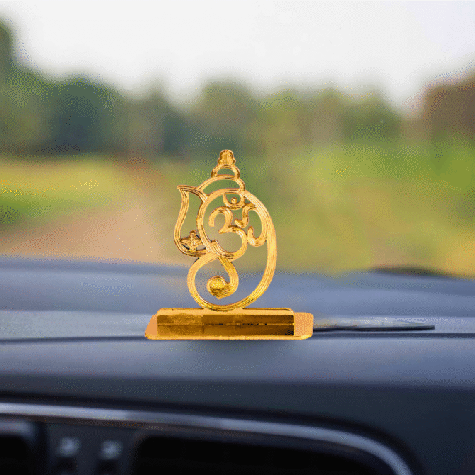 Gold Om Symbol Car Dashboard Ornament, Decorative Spiritual Auto Accessory Gold-Plated Finish in Brass - Image 2